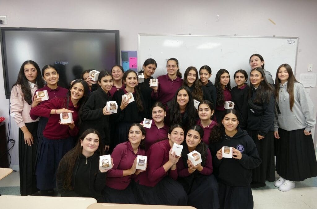 YSZ High School Chessed Day